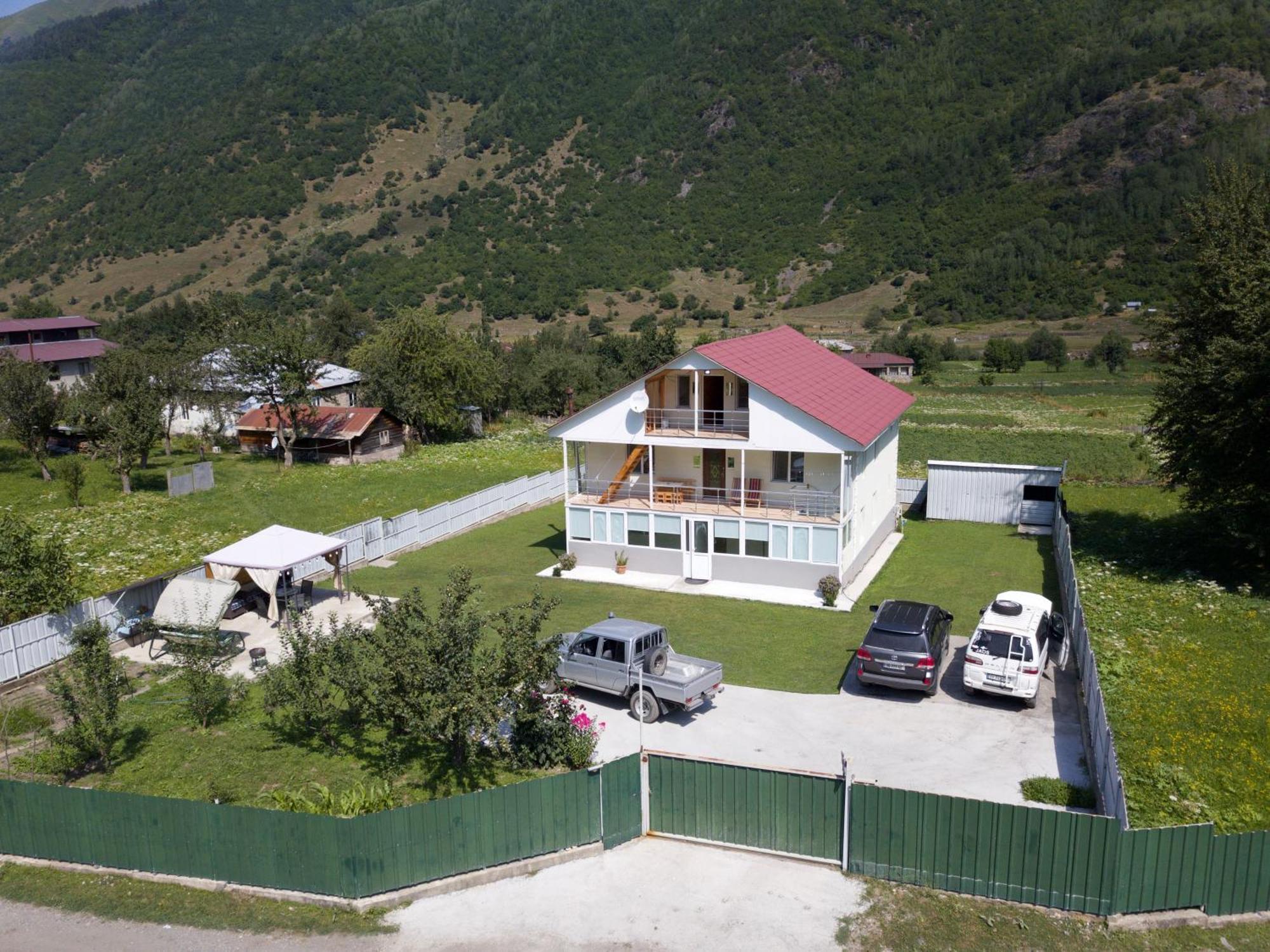 Guest House Gogia Zhabeshi Εξωτερικό φωτογραφία