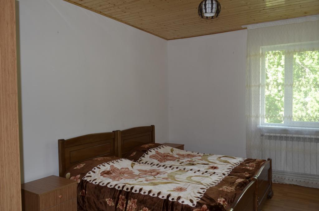 Guest House Gogia Zhabeshi Εξωτερικό φωτογραφία